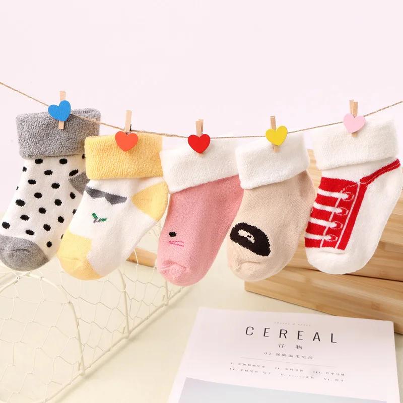 5 Paar Herbst Winter Warme Streifen Babysocken Niedliche Cartoon Punkt Dicke Säuglings Boden Socken Weiches Sternmuster Neugeborene Kleinkind Socken