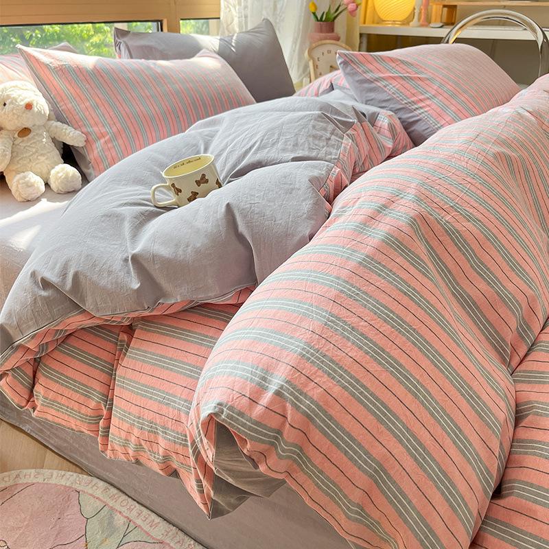 Minimalist 2025 Style Pure Cotton Bedding Set: Includes Duvet Cover, Fitted Sheet, and Pillowcases for Winter.