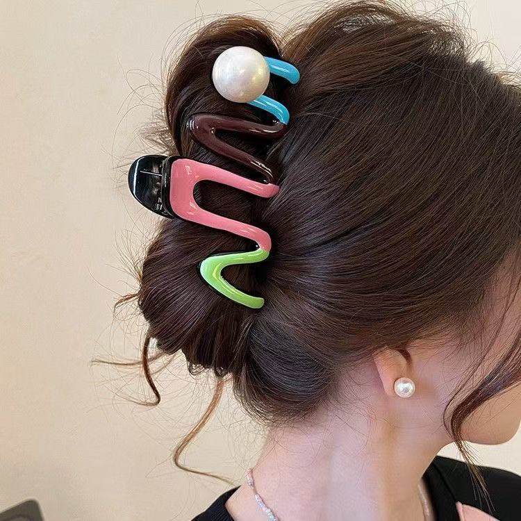 Charm girl Gift Hair Clip For Women Hair Accessories Hair accessories Shark Clip 1PC Fashion Hair Claw