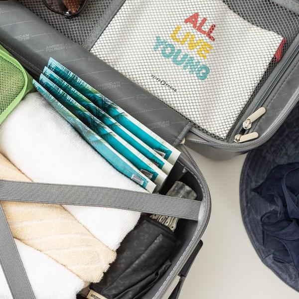 مجموعة أدوات السفر لمستحضرات التجميل للسفر للعناية بالبشرة 8 أنواع، 3 أوراق، مجموعة مستحضرات التجميل الشعبية الكورية