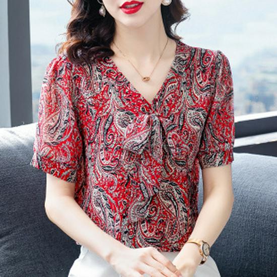 2021 Floral Chiffon Short-Sleeve Top: Slimming, Age-Reducing Style for Women