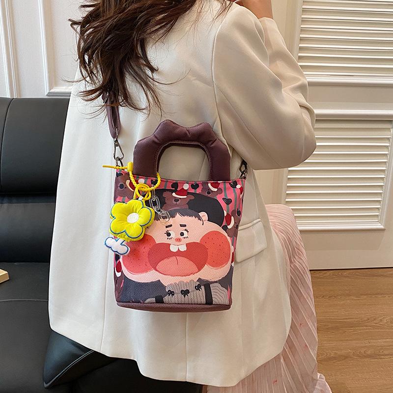 Trend Bucket Bag Large-capacity Women's Bag Oblique Span Small Bag Personalized Ugly Cute Shoulder Bag Commuter Handbag Wholesale