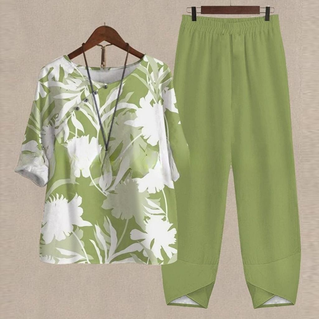 Women's Loose Fit Floral Printed Two Piece Outfit Half Sleeve T-Shirt Elastic Waist Pantsuit