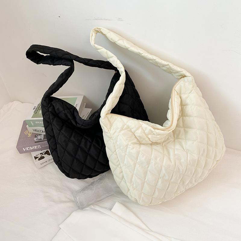Sac à vêtements en coton grande capacité, sac bandoulière, sac de travail, nouveau sac à bandoulière automne et hiver, sac nuage personnalisé décontracté pour femme