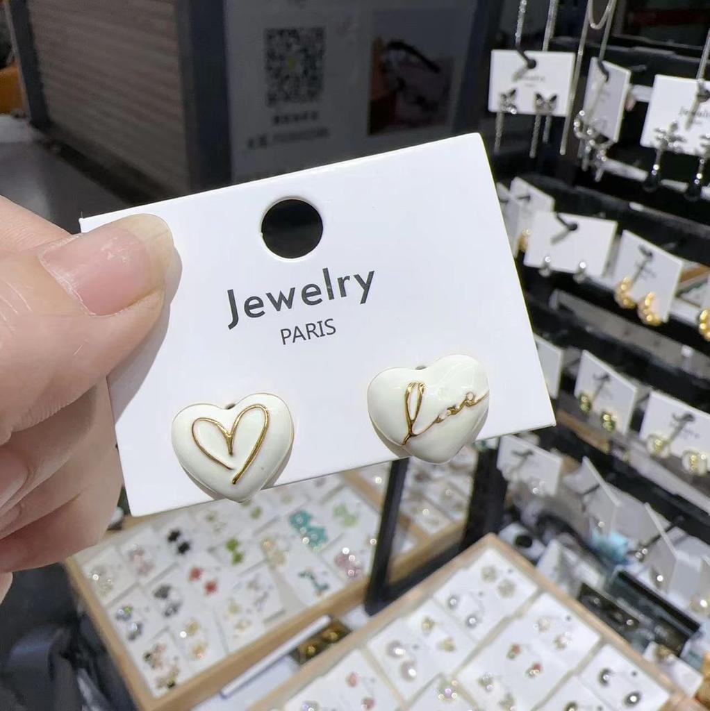 Vintage Drip Oil Bow Heart Stud Earrings for Women Girls Exquisite Metal Geometric Love Temperament Earrings Wedding Jewelry