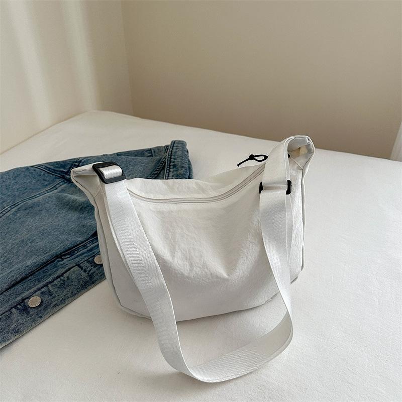 Summer Personalized Bag Crossbody Bag Women's New Fashion Shoulder Bag Large Capacity Crossbody Commuting Toy Bag