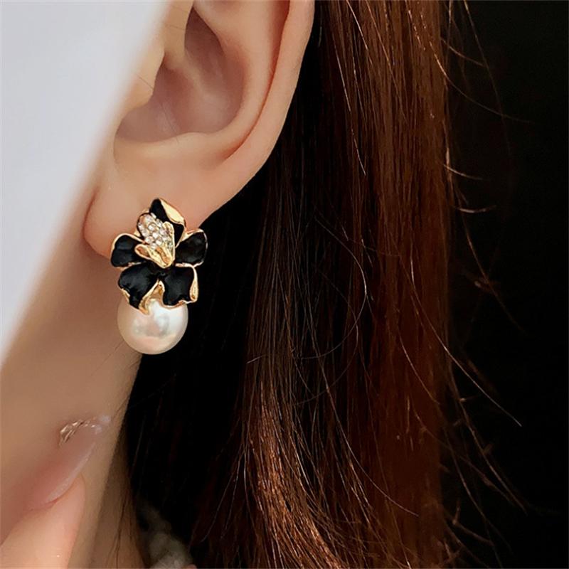 Fashion Diamond studded French flower pearl Stud Earrings for women's earrings Jewelry Girl Gift Brincos