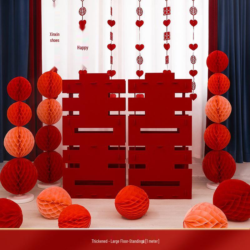 3D Large Happy Character Ornament for Wedding Room Decoration
