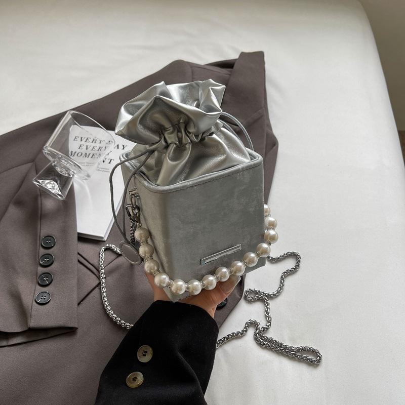 High-end small bag women's 2025 new casual chain bag fashionable and simple shoulder bag pearl messenger bag