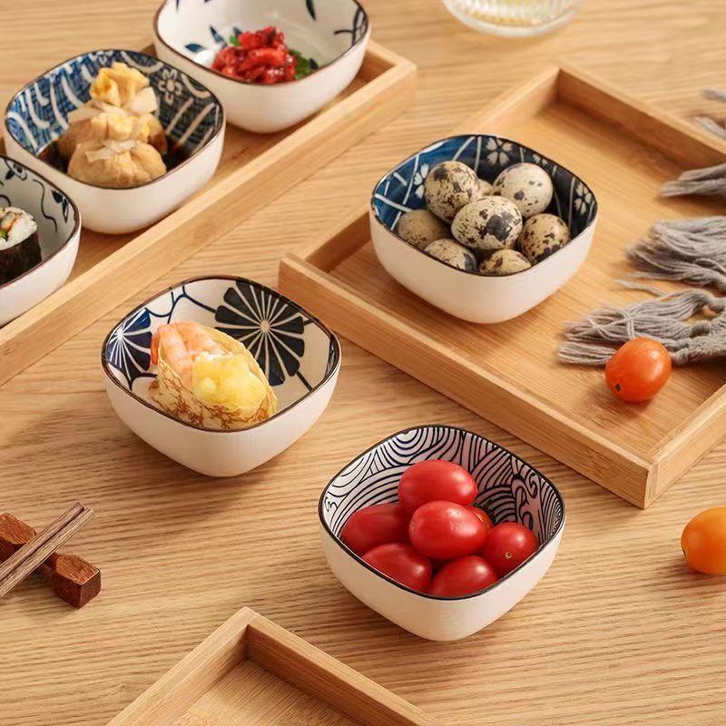 Japanese ceramic snack plate, sushi plate, yakiniku dipping saucer, dried fruit plate, creative cutlery square household plate