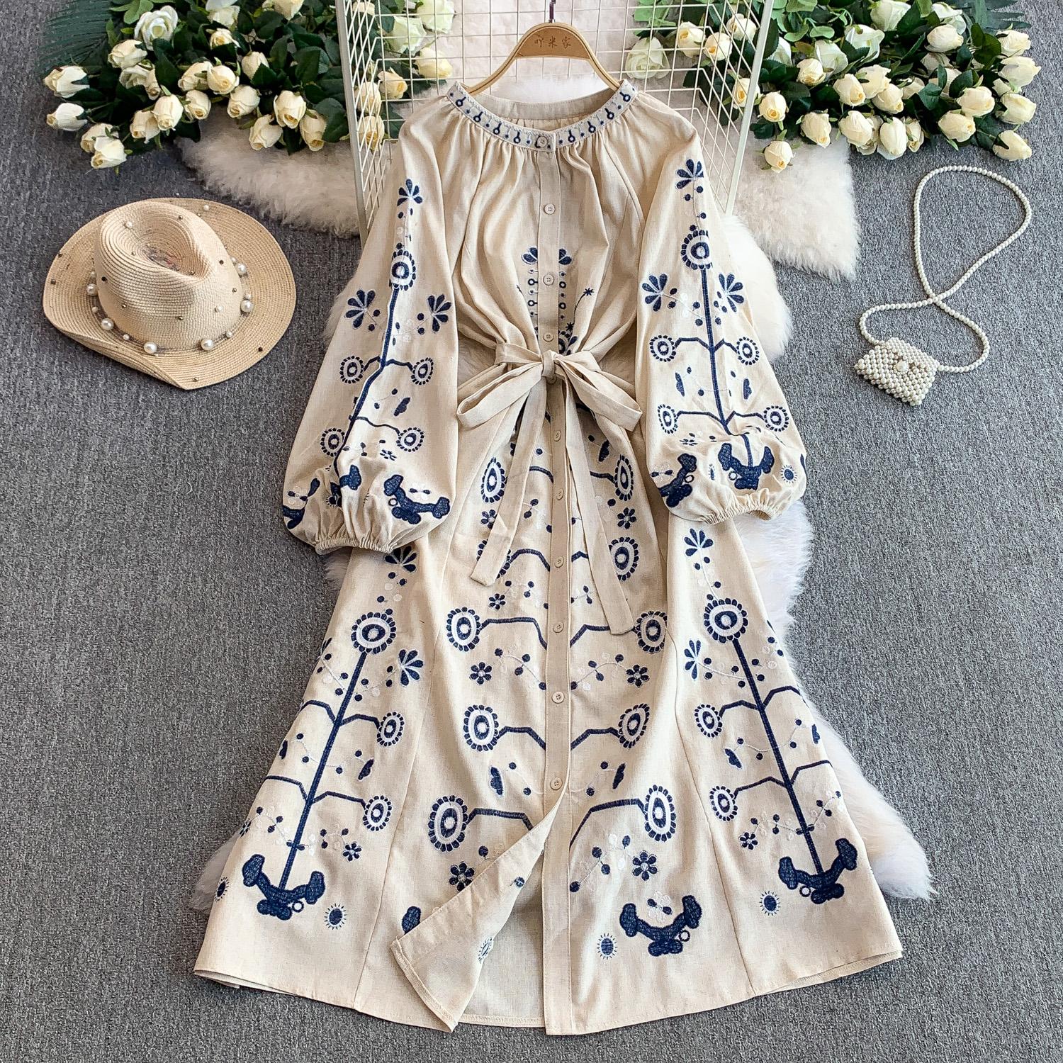 

Бандажное платье женское с вышивкой, рукавами-фонариками, винтажное, весна-осень, богемное, на пуговицах, длинное One Size абрикосовый