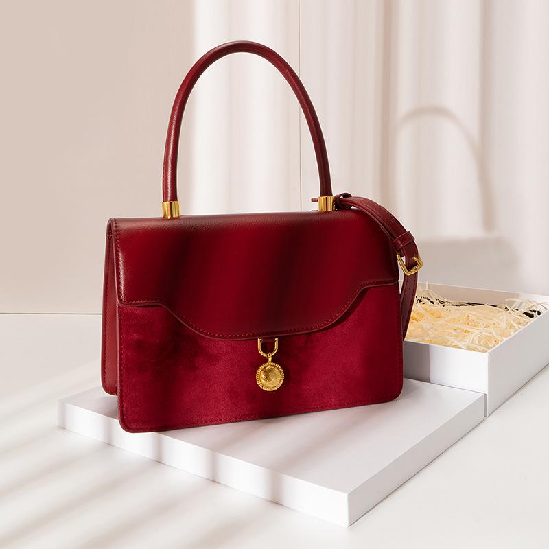 Retro Red Velvet Wedding Bag, Crossbody Small Square Bag, High-end Hand-held Xiuhe Dress, Bridal Bag