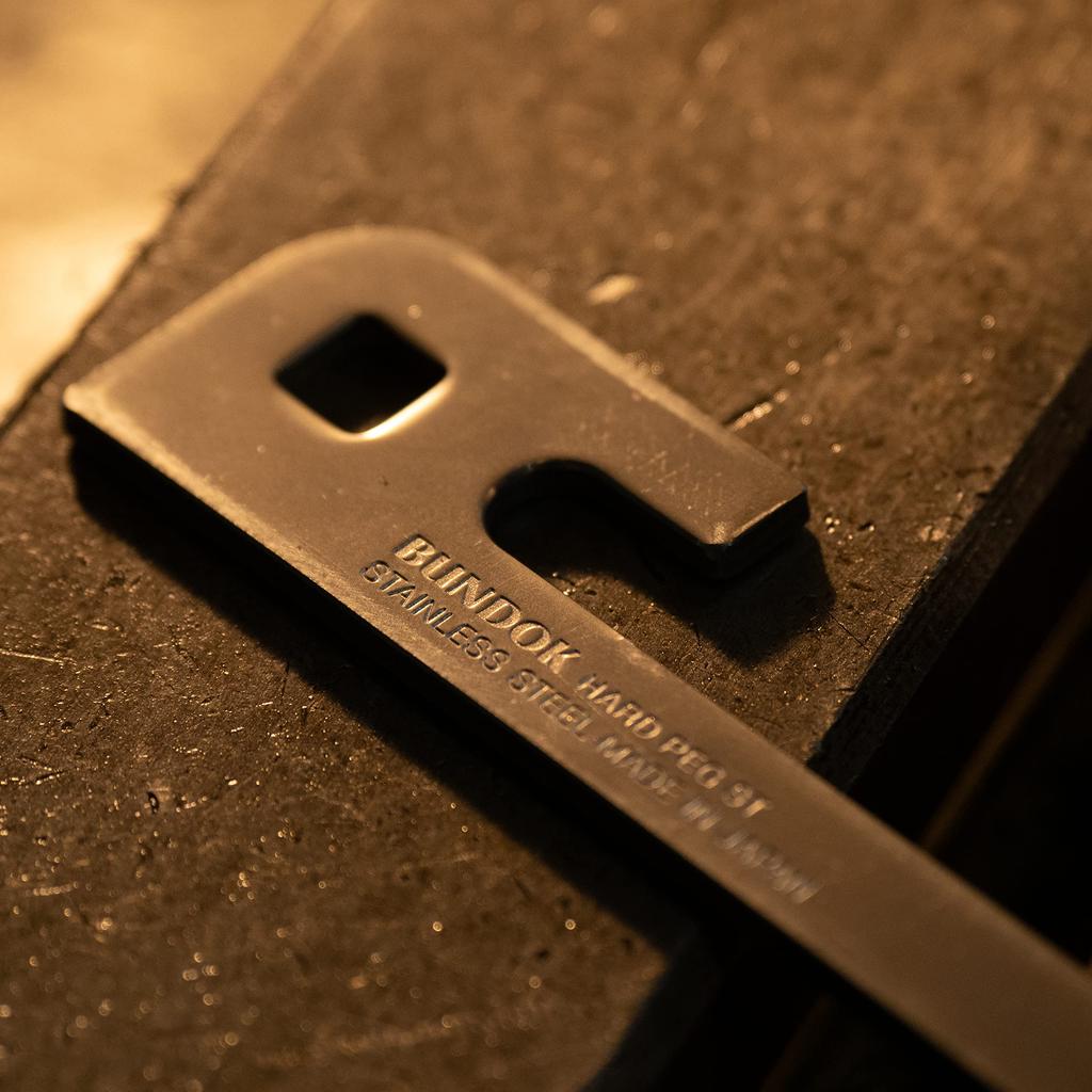 BUNDOK Hard Pegs ST 8PCS Stainless Set of Silver BD-203 Lightweight, Thin, Steel, 8,