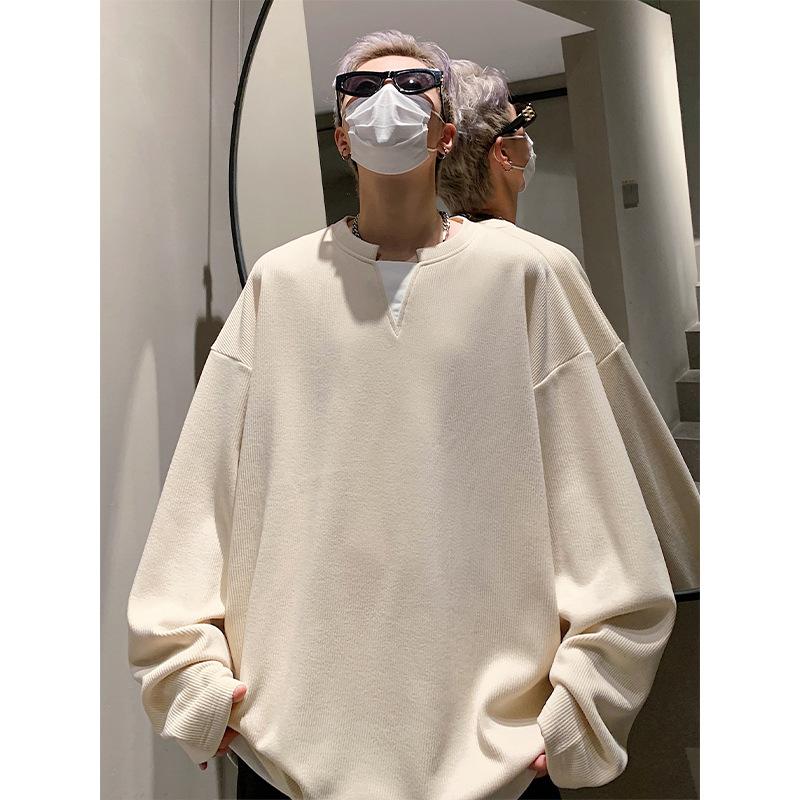 

Текстурированный свитшот из двух частей с V-образным вырезом для осени. Красивая, модная футболка с длинным рукавом для мужчин. L бежевый