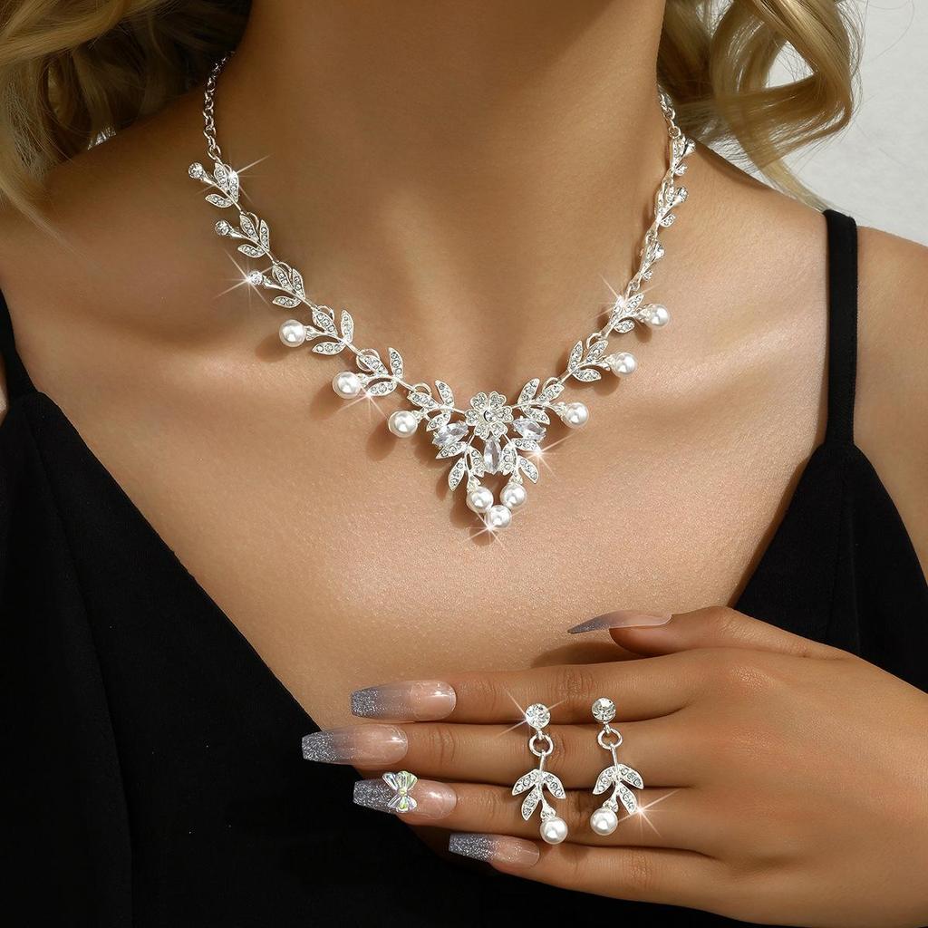 Mori Style Bridal Jewelry Set: Exquisite Zircon Flower Necklace & Earrings for Weddings and Evening Dresses