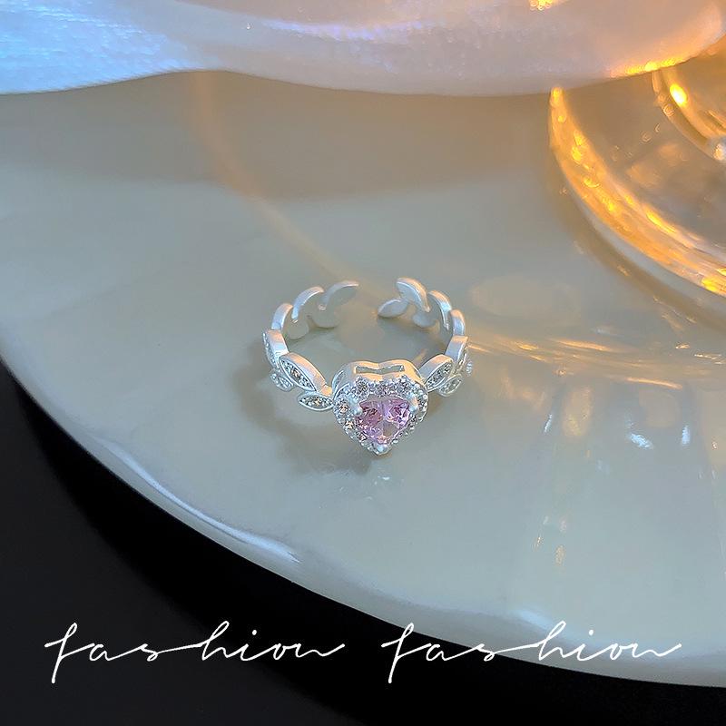 Elegant Butterfly Zircon Silver Ring: Women's High-End Luxury Style Jewelry