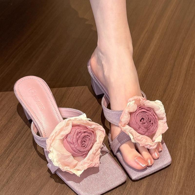 Oil painting is in full bloom! French temperament smudged rose cool slippers women's 2025 summer new thick heel Muller high heels