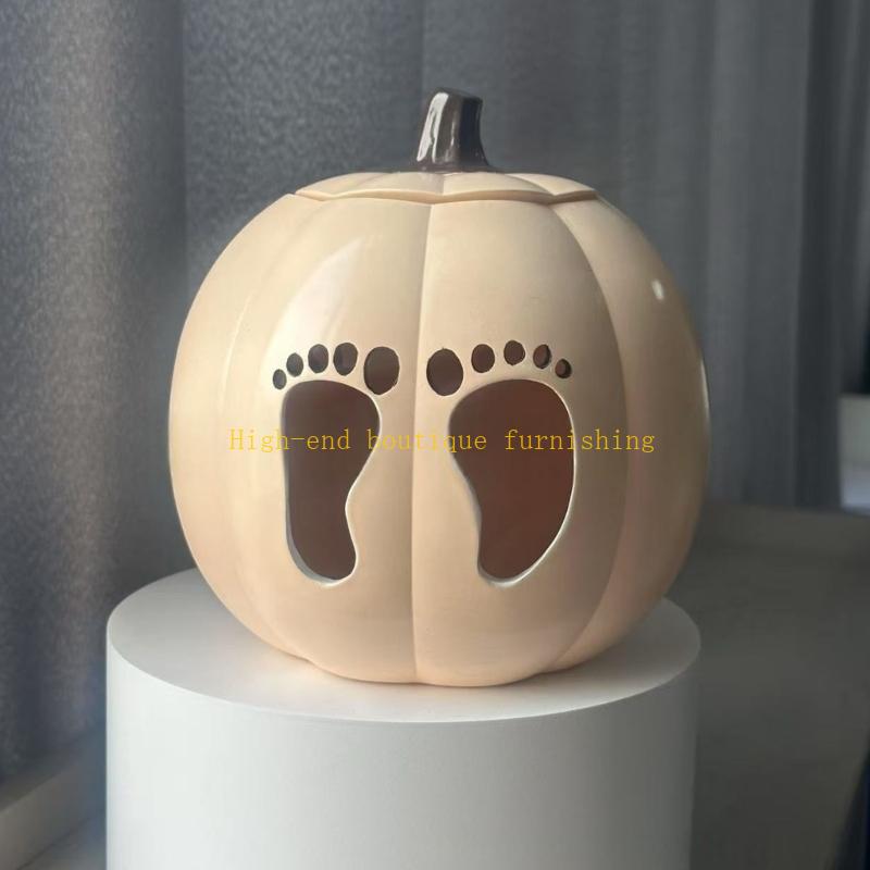 

Glowing Resin Pumpkins with LED Light Battery Operated Pumpkins Lamp For Garden Yard Halloween Party Table Centerpieces China Mainland
