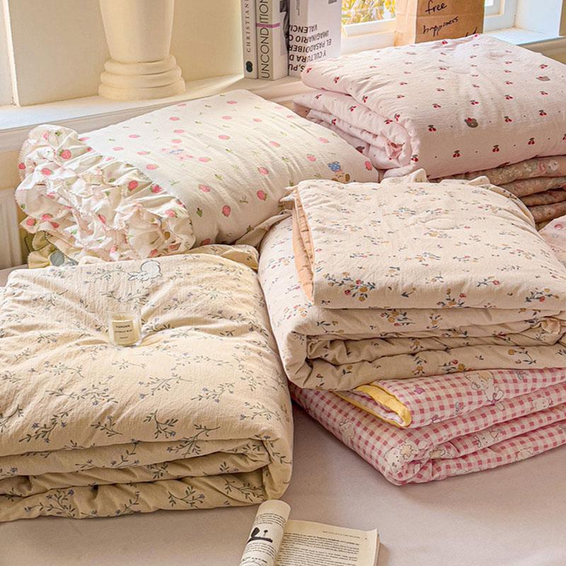 Korean Quilt with Lace and Ruffle Pure Cotton Patchwork Comforter for Summer Skin-Friendly Breathable Cooling Blanket for Home