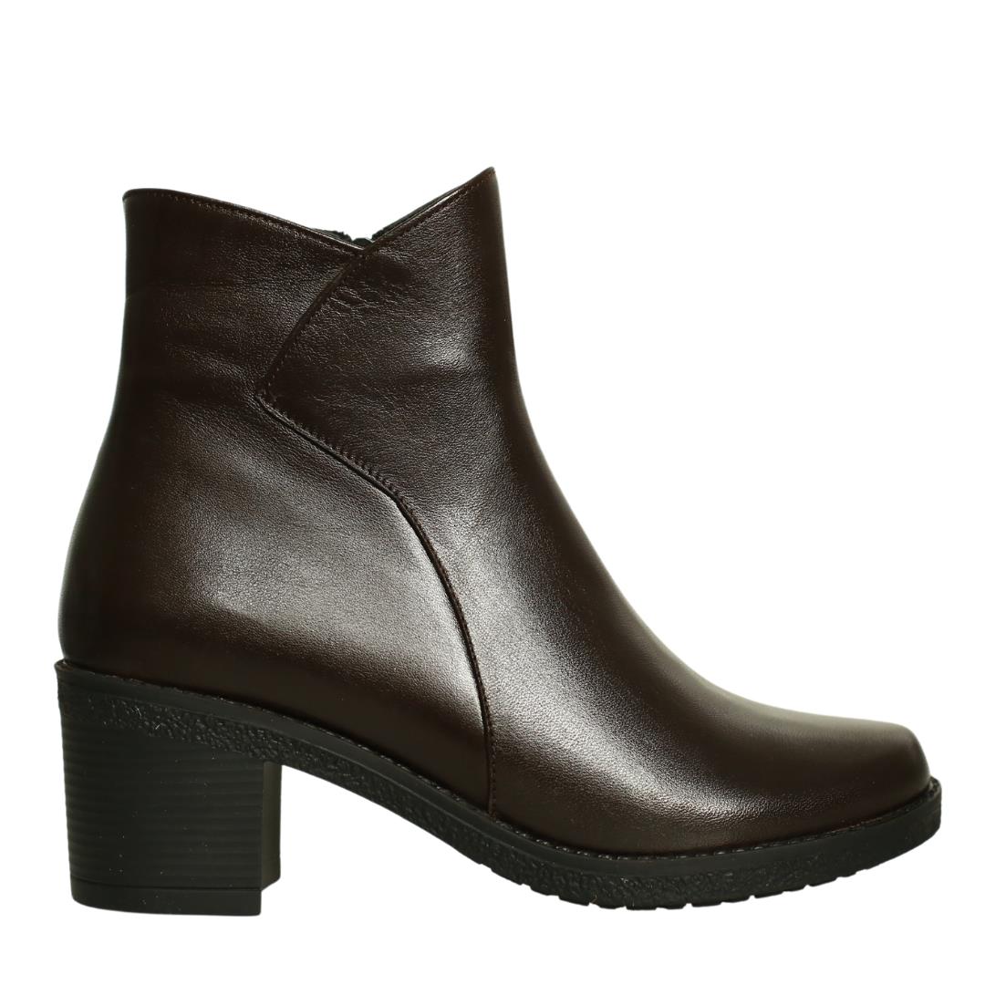 

Жіночі чоботи з натуральної шкіри на високих підборах 37