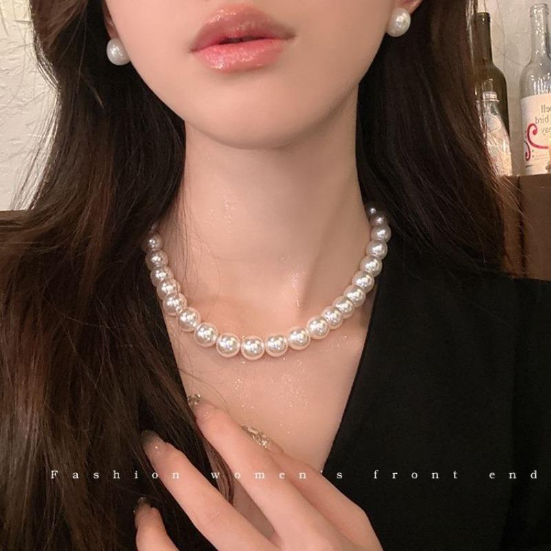 Love Pearl Necklace Women's Australian White Large Niche Design Choker Collarbone Chain Jewelry