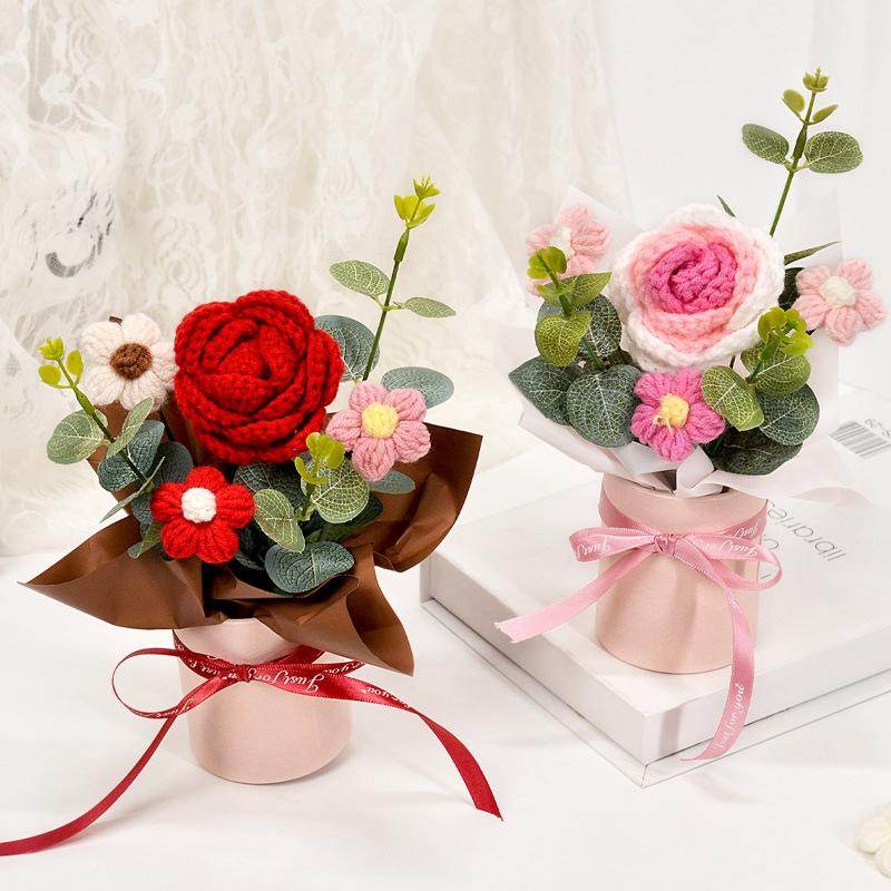 Artificial Flower Crochet Bouquet Knitted Rose Flowers Hugging Bucket Valentine's Day Birthday Gifts Sunflower Daisy Bouquet