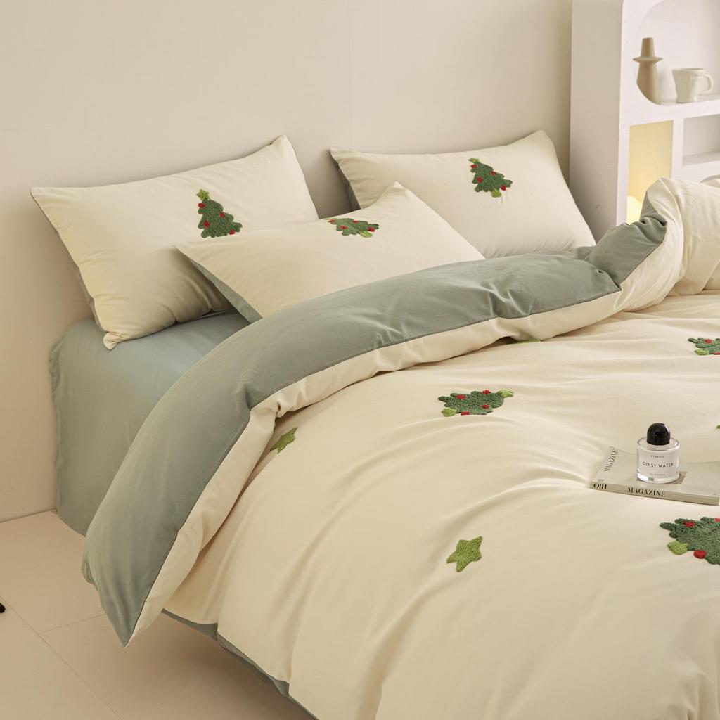 Girly Heart 100S Long-Staple Cotton Brushed 4-Piece Bedding Set with Cute Towel Embroidery Duvet Cover and Bed Sheet