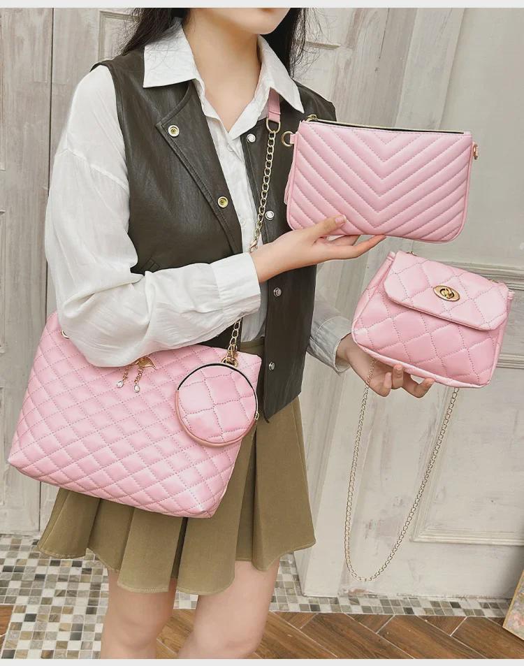 2024 Korean Women's Large Capacity Shoulder Messenger Bag with Flat Pendant Chain