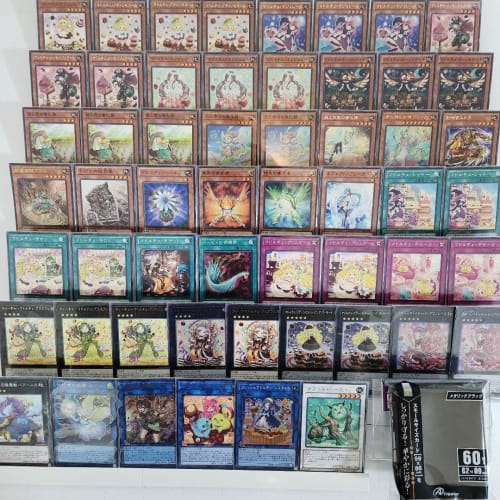 [Deck Sale] Madolche Deck Pre-built Deck with Sleeves Queen Madolche Tiara Breasted, Spring Spirit of Hills and Buds