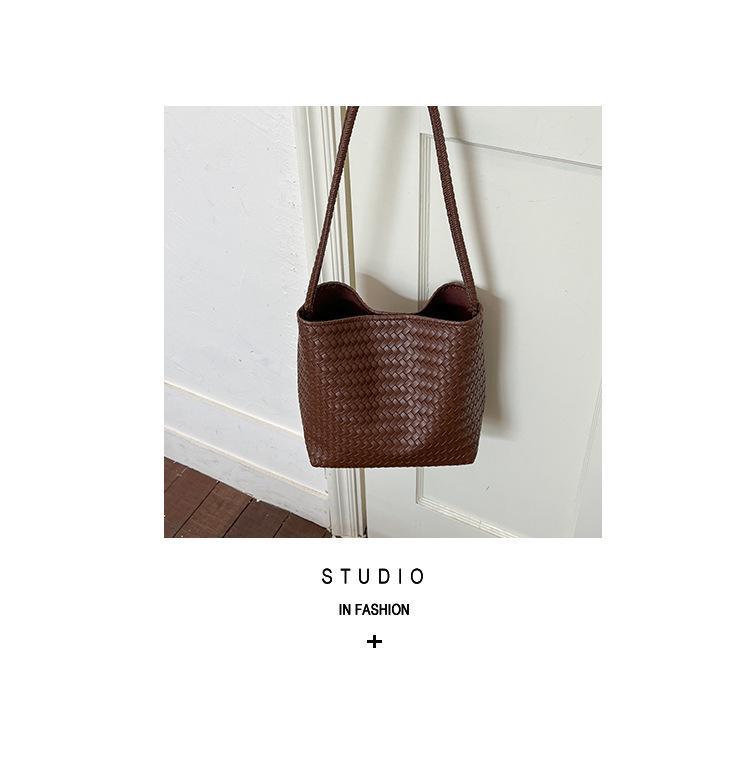 Women's 2026 Summer Trendy Woven Underarm Dumpling Crossbody Tote Bag