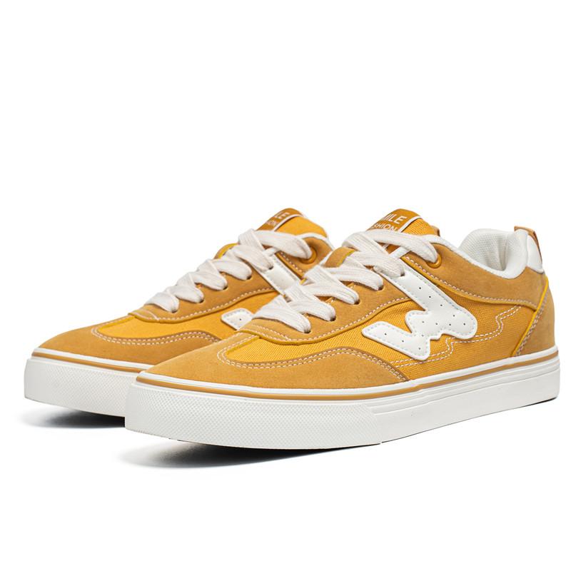 Student Canvas Sneakers Men Low-top Designer Vulcanized Shoes Fashion Flat Sport Shoes Men Espadrilles Skateboard Casual Sneaker