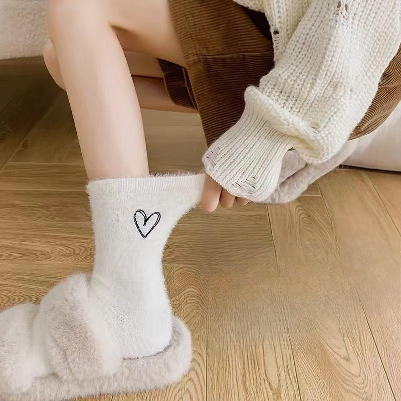 Female Autumn and Winter Plus Velvet and Thick Furry Warm Love All Take Moon Son Sleep Socks