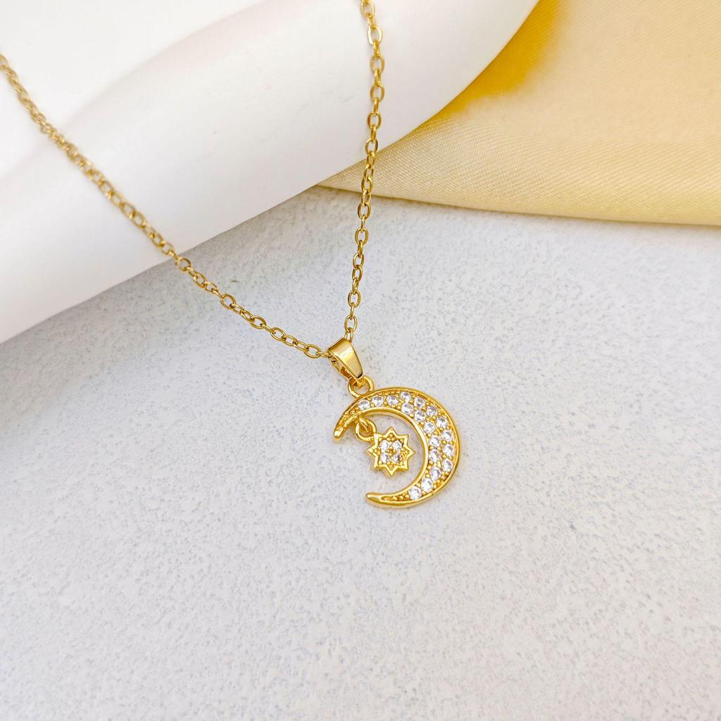 Women's Gold-Plated Copper Necklace: Luxury Fu Lu Pendant Clavicle Chain - Versatile Fashion Accessory