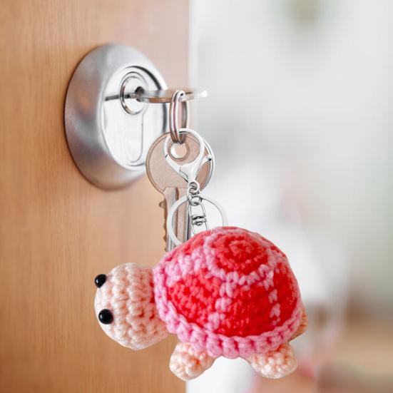 Crochet Turtle Handmade Mini Turtle Keychain Charm Cute Tortoise Doll Pendant Keyring Backpack Charm Gift for Girls Sister