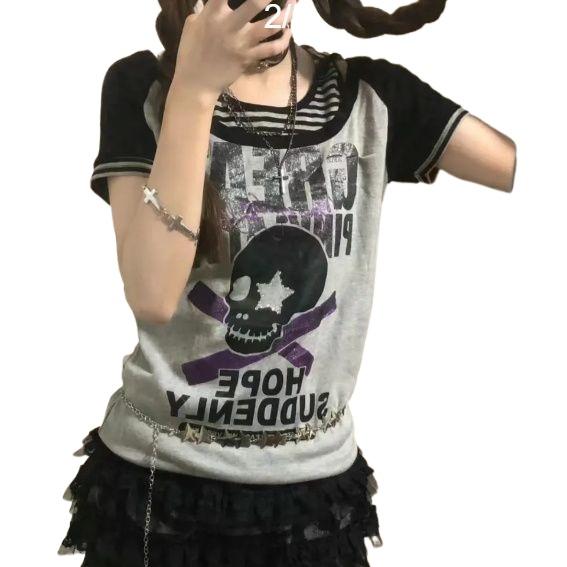 

Футболки с черепами, женская уличная одежда в стиле панк, эстетика 2000 года, футболка для девушек в стиле гранж, готика, укороченный топ, узкая летняя одежда, графическая футболка S чёрный