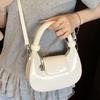 2025 New Fashion Crescent Moon Bag Women's Personality Simple Going Out Messenger Bag New Niche Portable Commuter Shoulder Bag