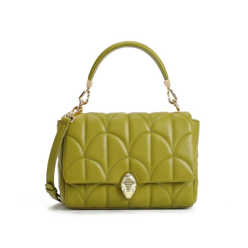 

Fashion chain bag women s new messenger bag small bag single shoulder armpit bag commuter diamond women s bag 25cm*9cm*17cm