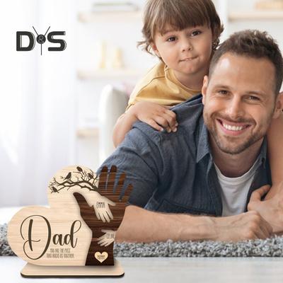 Sinal de Mesa Família de Mãos Dadas Ornamento de Madeira Coração de Amor Gesto Decoração de Centro de Mesa para Mesa de Escritório em Casa Dia das Mães Dia dos Pais