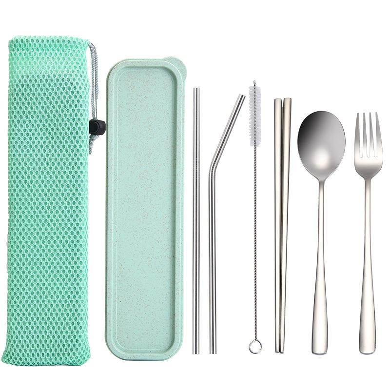 

Новый набор из 8 шт. портативных многоразовых трубочек из нержавеющей стали, щеточки для чистки, мешочка для трубочек и держателя для коробки зелёный