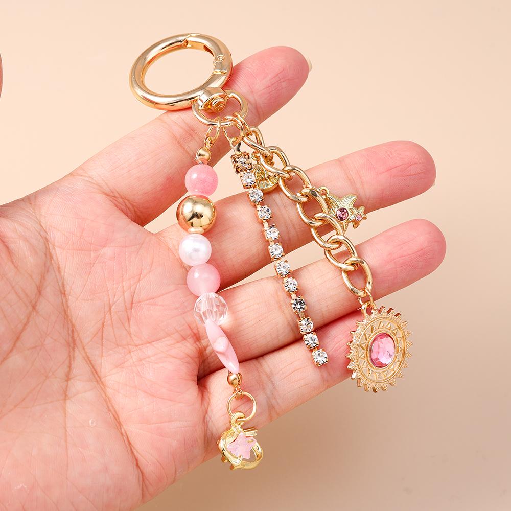 Fashion Summer Beach Shell Starfish Keychain Pearl Crystal Key Ring Pendants for Women Girls Handbag Decor DIY Jewelry Gifts