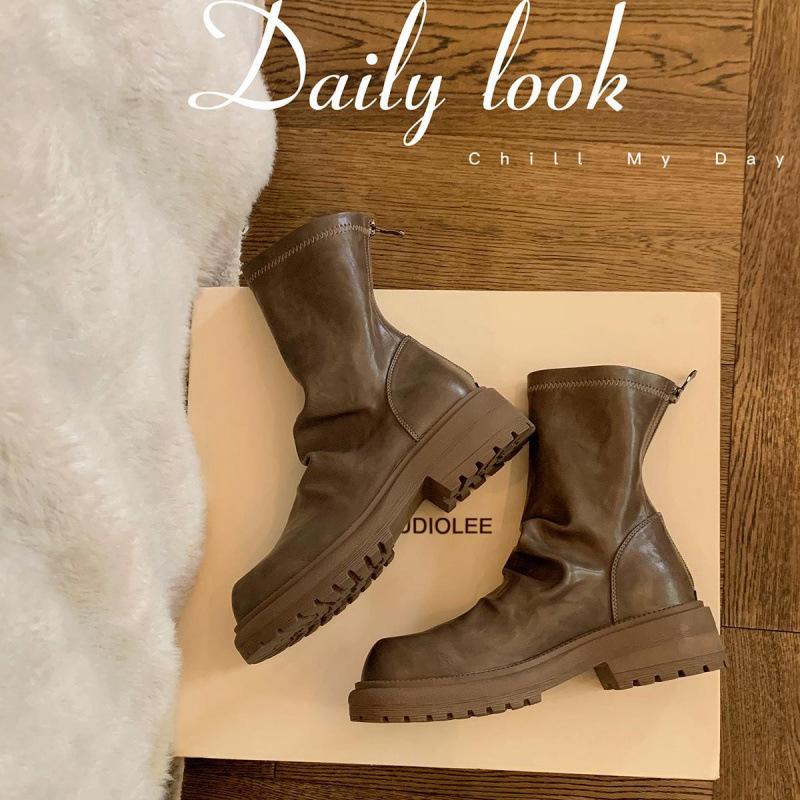 

! Трендовые ботильоны на толстой подошве с круглым носком, со складкой сзади и молнией, облегающие ногу 35