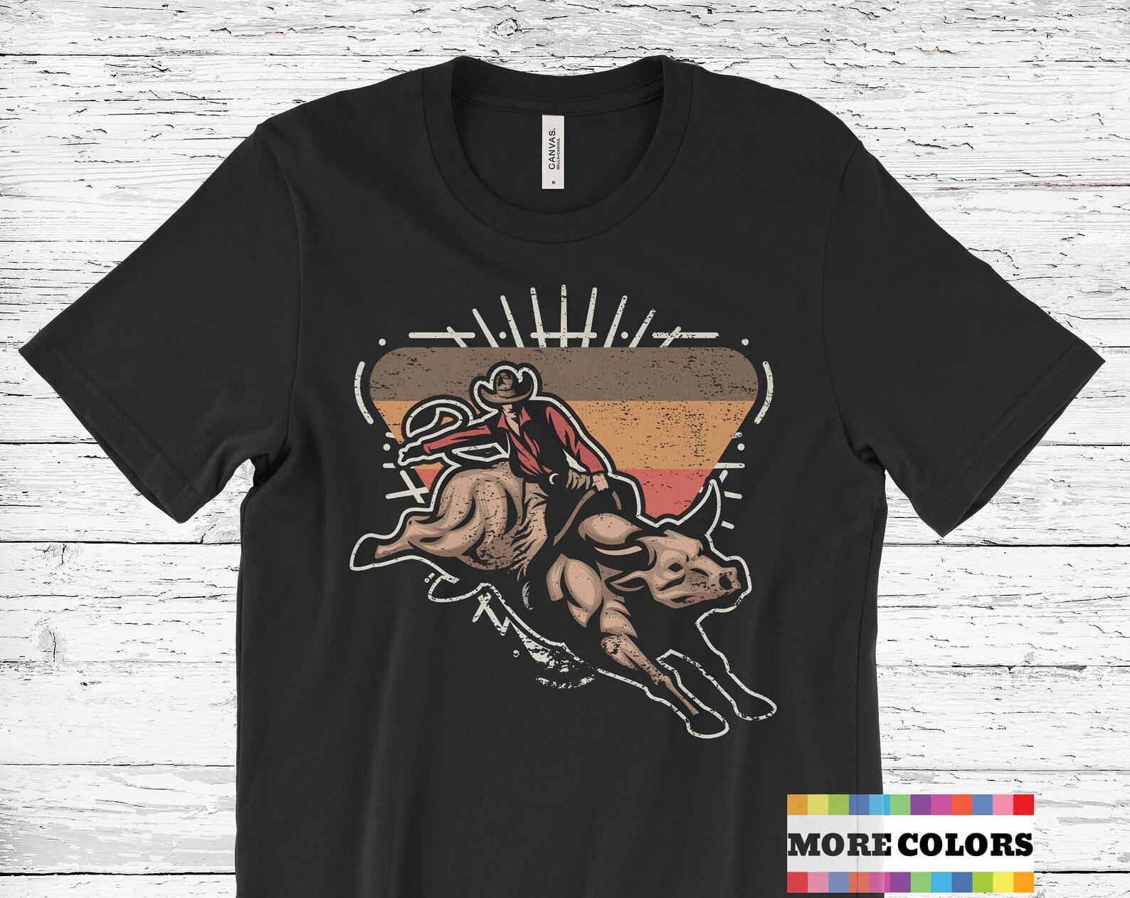 Cool Retro Bull Riding Rodeo Lover Bull Rider Country Cowboy Cowgirl T-shirt, Vintage Western American Rodeo Clown Gift Party Present Shirt 100