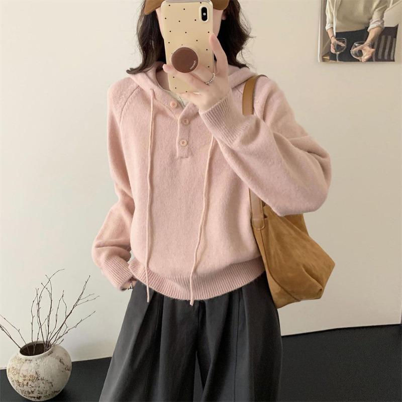 Casual High-end Pullover Sweater for Women's Outerwear Autumn and Winter New Loose Solid Color Hooded Short Knitted Top