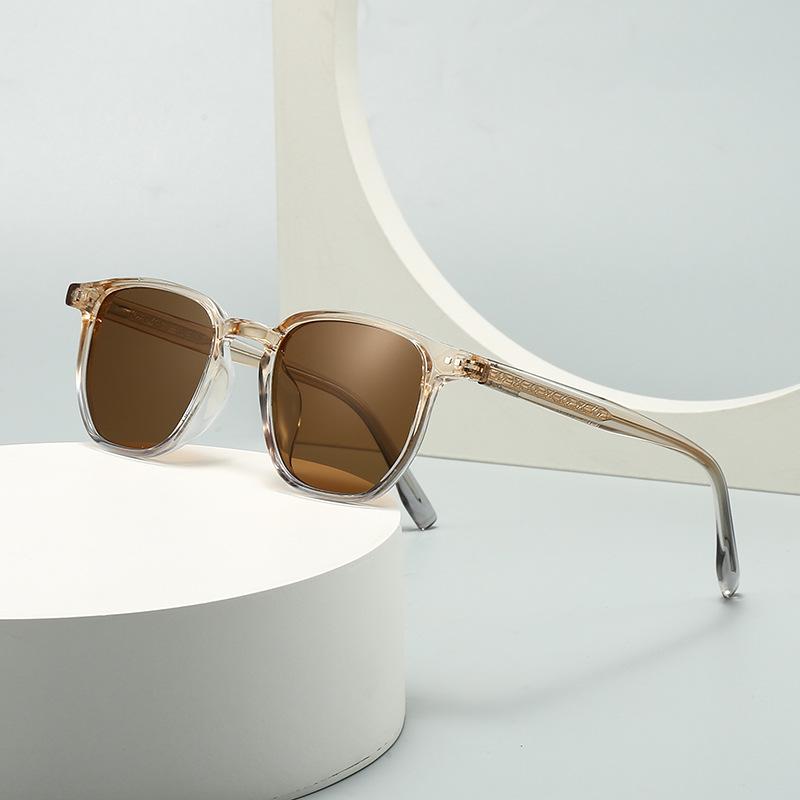  Quality Square Men Sunglasses Fashion Shades UV400 Retro Rivets Women Luxury Gray Sun Glasses