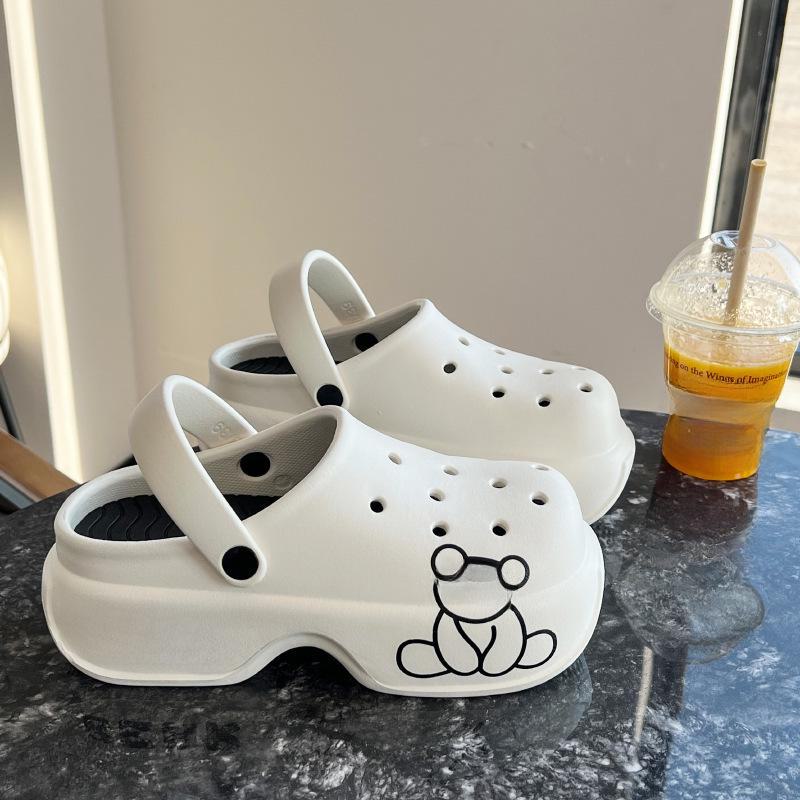 Women's Bear Pattern Thick Sole Sandals: Summer Outdoor Height-Increasing Non-Slip EVA Beach Shoes.