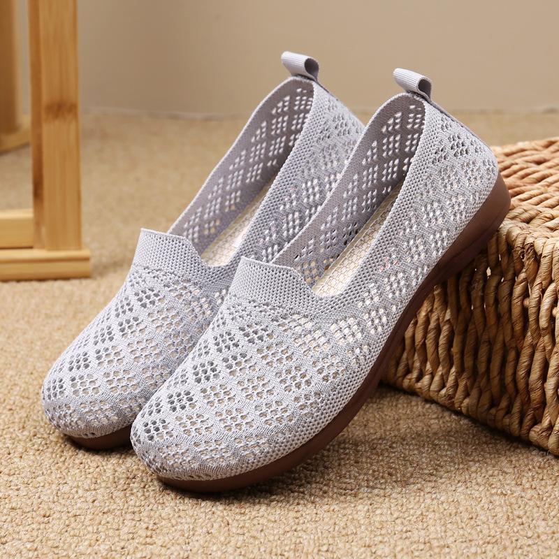 Women's Breathable Mesh Slip-On Sneakers Lightweight Comfortable Walking Shoes Summer Casual Shoes