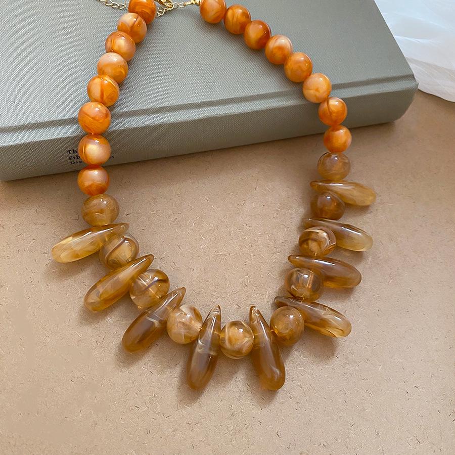 Retro Ceramic Glazed Stone Heart Pendant Necklace - Elegant Fashion for Women