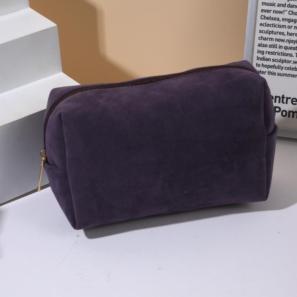 Cute Plush Makeup Bag for Women Portable Travel Cosmetic Bag with Zipper Toiletry Pouch Storage Octagonal Cosmetic Bag Large Storage Bag