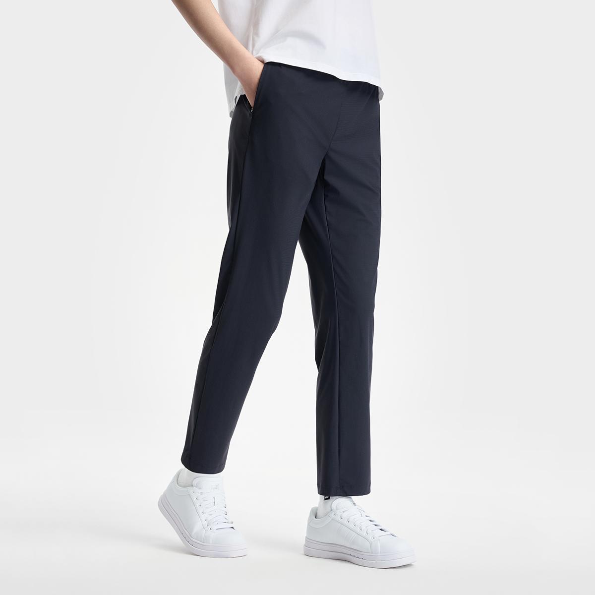 

New FILA TENNIS Knitted Sweatpants Women s A11W533601F-NV L