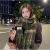 Christmas atmosphere New red plaid scarf Women's winter versatile thickened senior sense Students keep warm